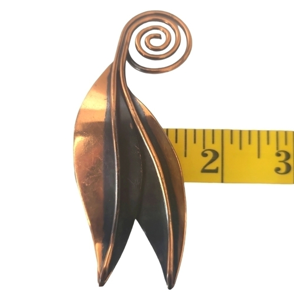 Copper Southwestern Leaf Brooch with Scroll Detail Stem - Picture 5 of 5